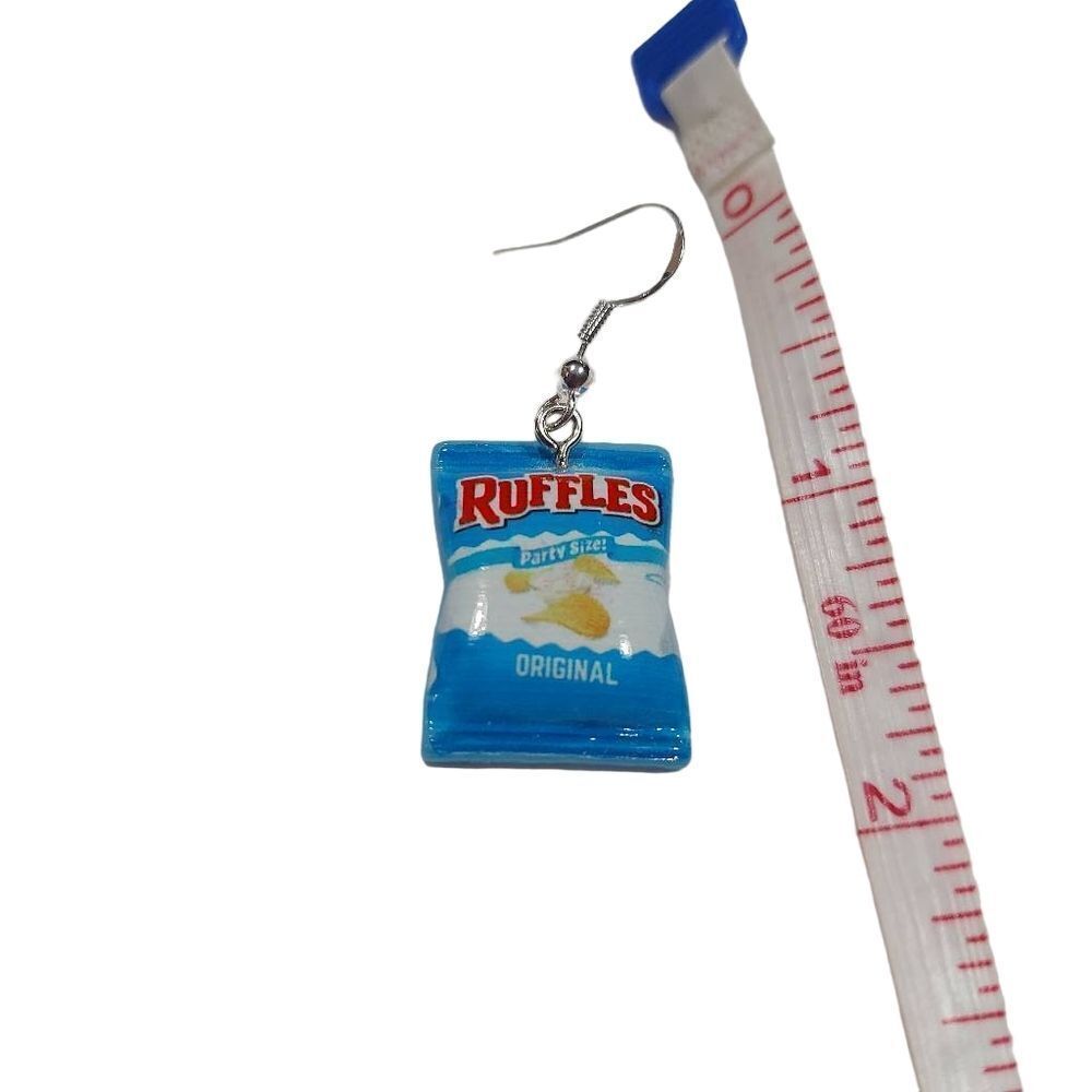 Assorted chip earrings Lays, Doritos, Ruffles - Picture 3 of 16